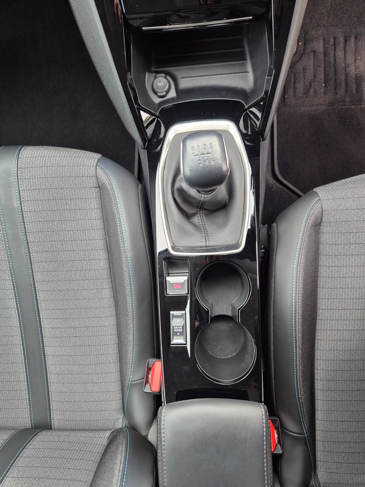 Used Peugeot 208 2023 for sale - 76458905: Photo 35