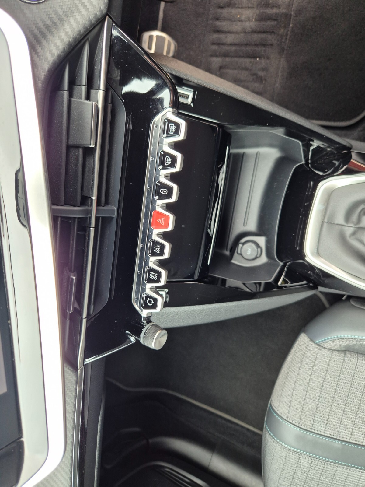 Used Peugeot 208 2023 for sale - 76458905: Photo 36