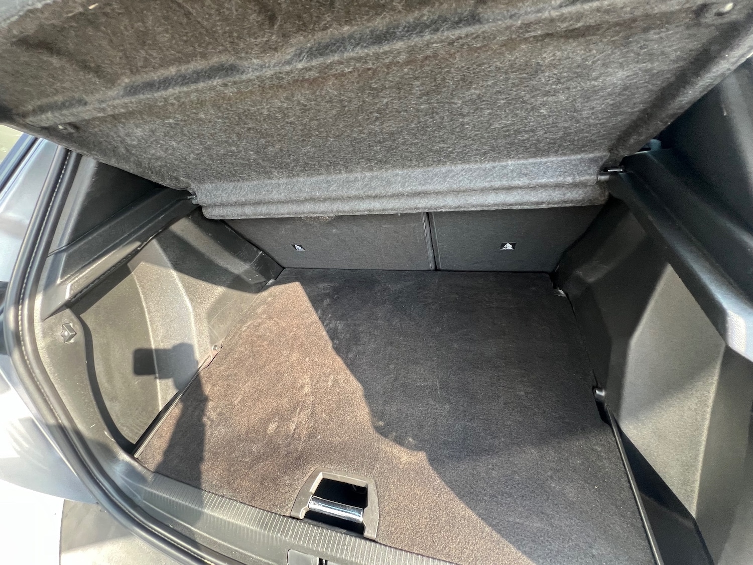 Used Peugeot 2008 2021 for sale - 75534392: Photo 10