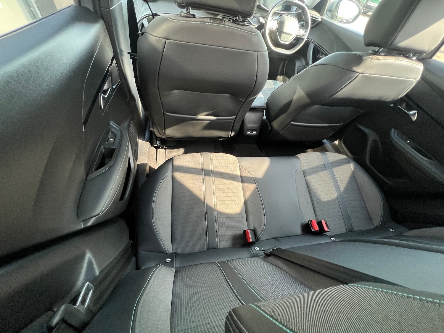 Used Peugeot 2008 2021 for sale - 75534392: Photo 15