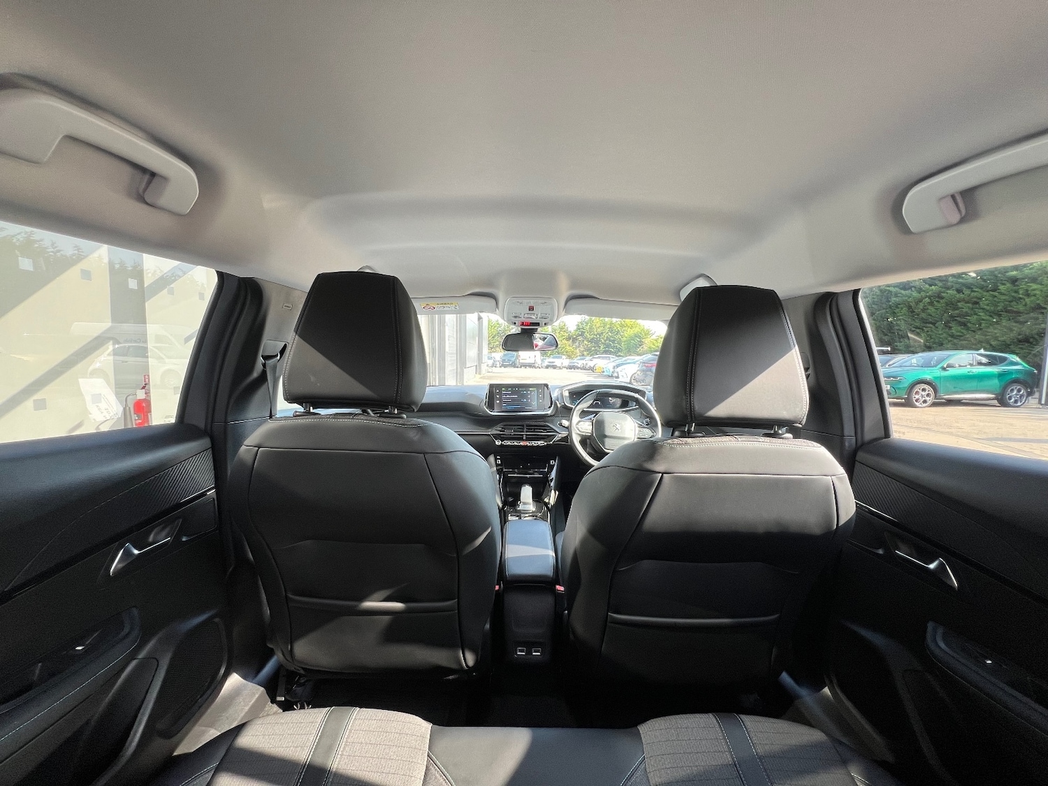 Used Peugeot 2008 2021 for sale - 75534392: Photo 17