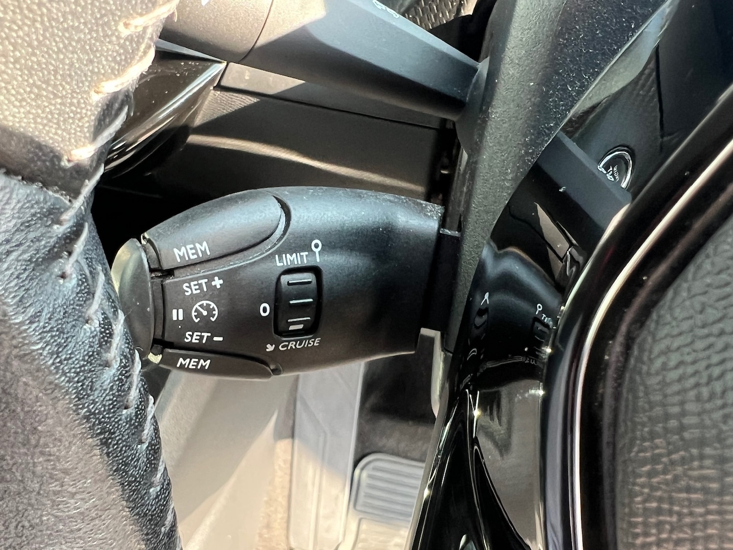 Used Peugeot 2008 2021 for sale - 75534392: Photo 27