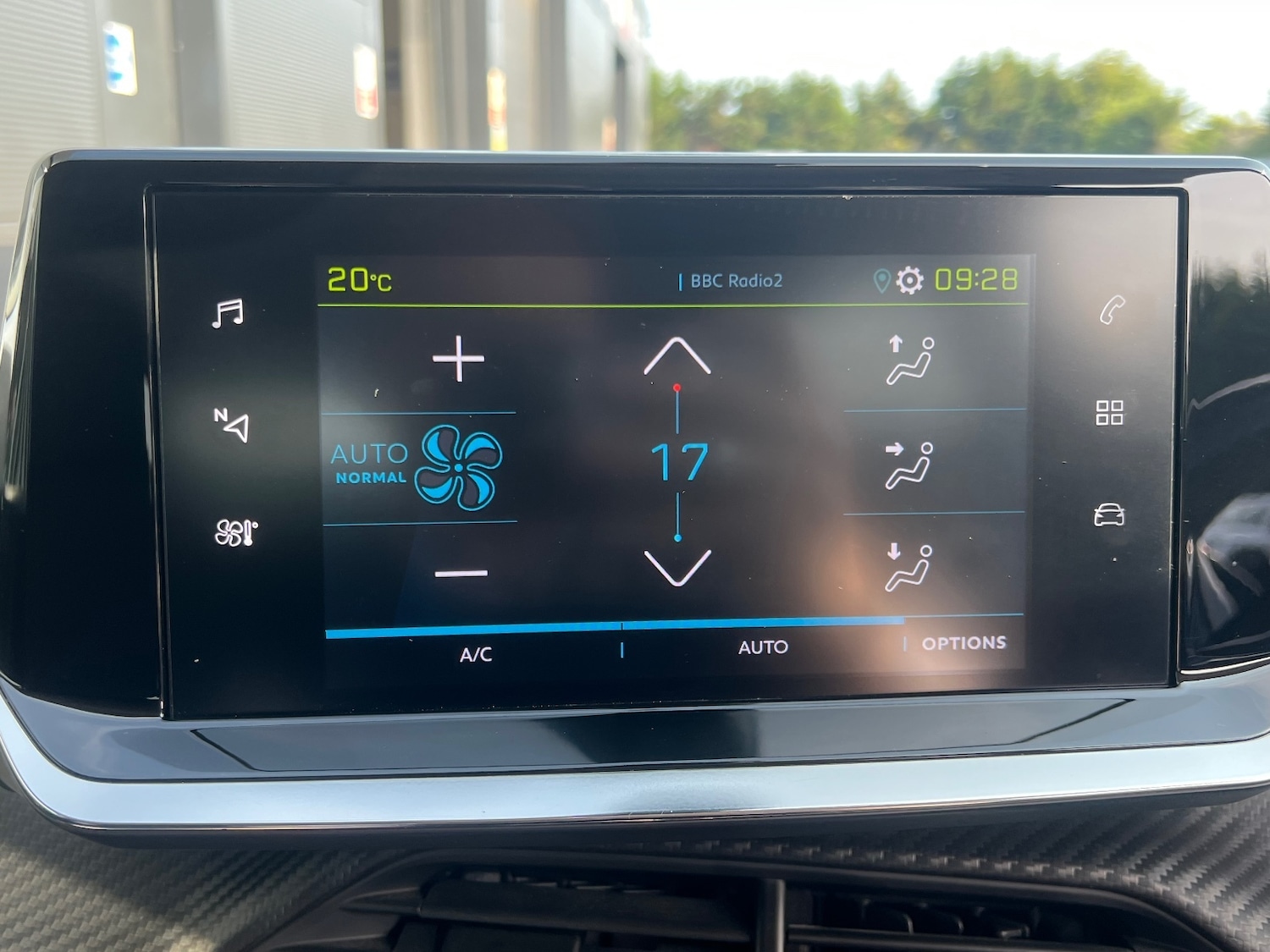 Used Peugeot 2008 2021 for sale - 75534392: Photo 31