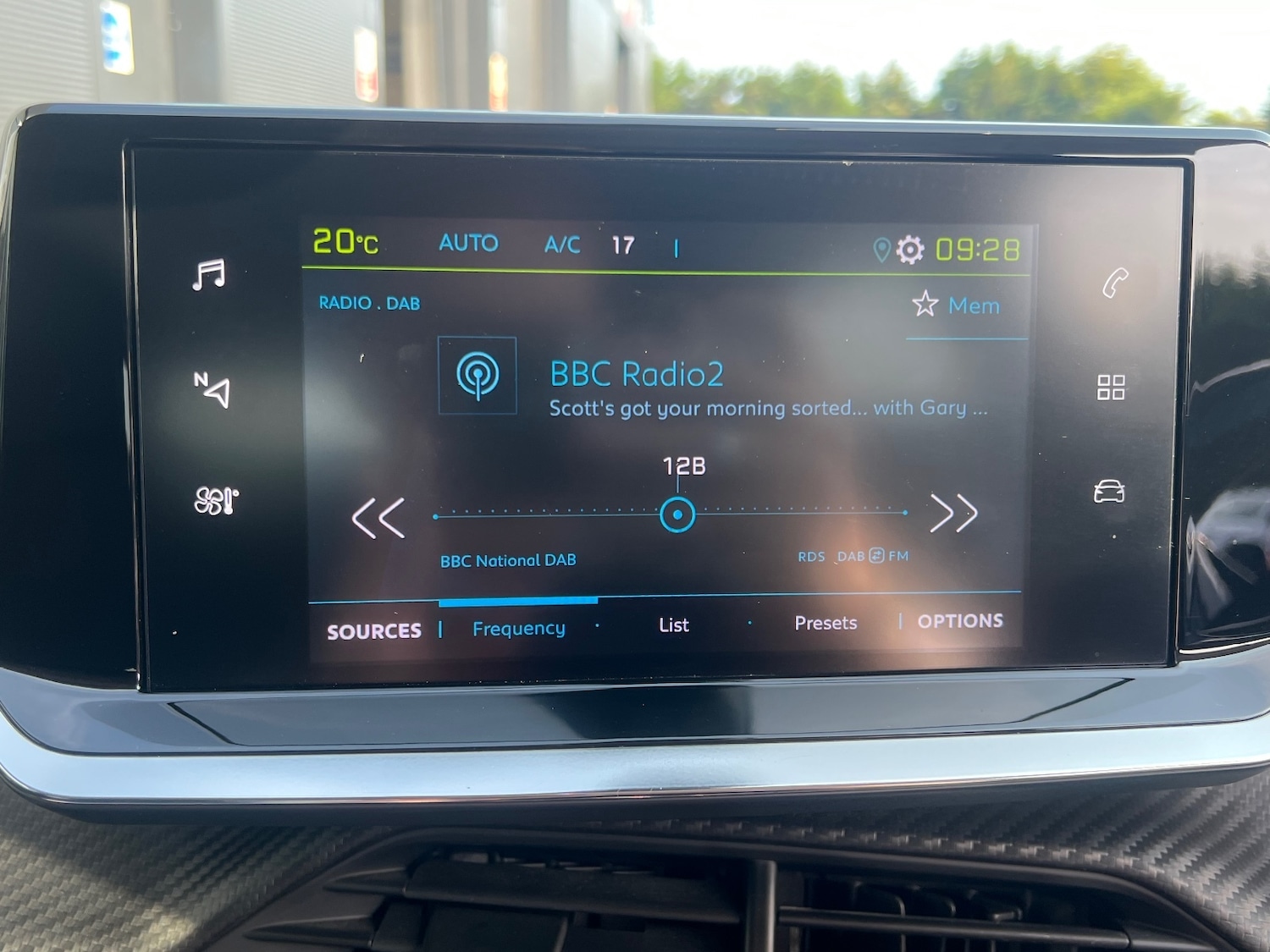 Used Peugeot 2008 2021 for sale - 75534392: Photo 32