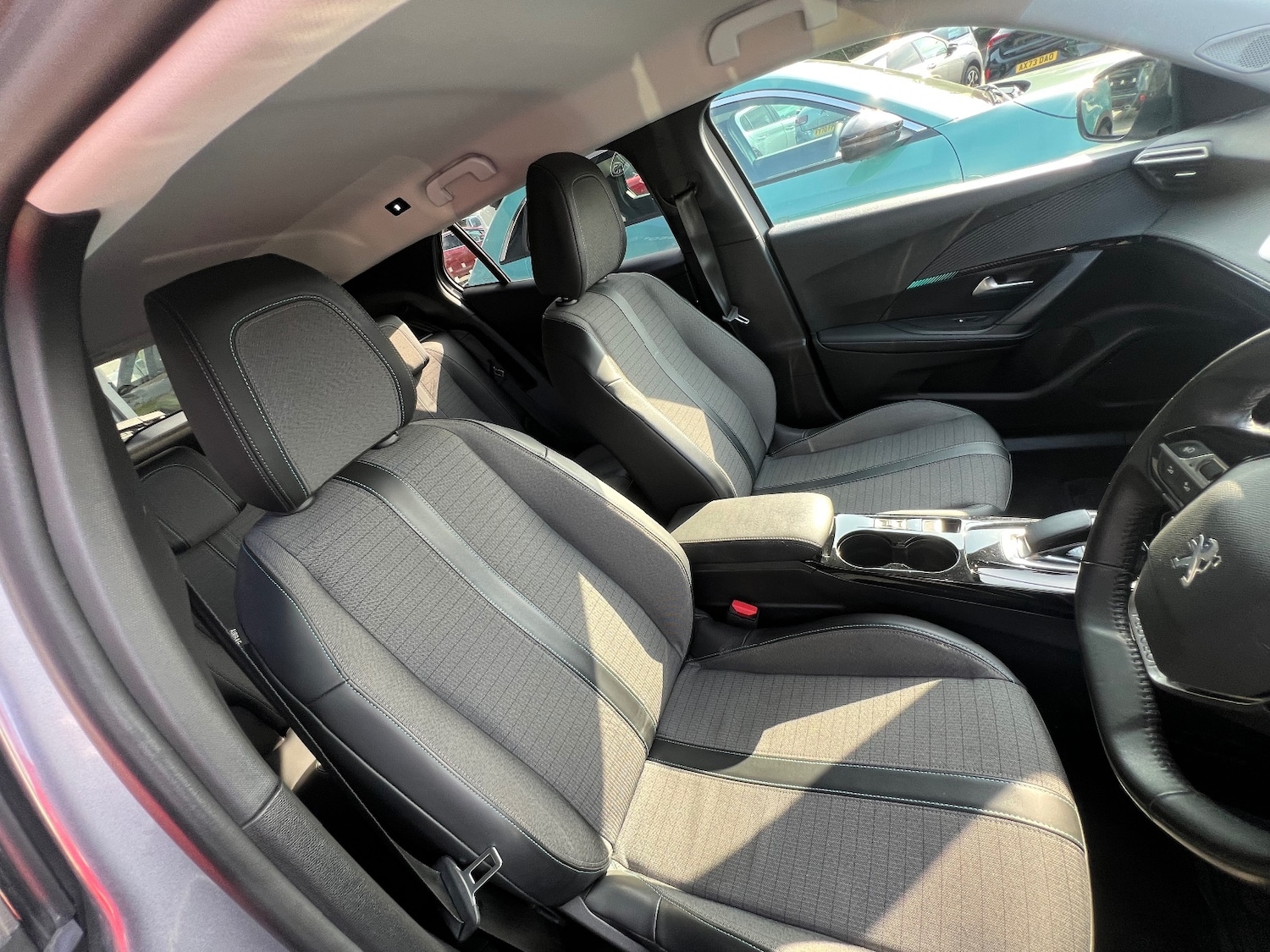 Used Peugeot 2008 2021 for sale - 75534392: Photo 42