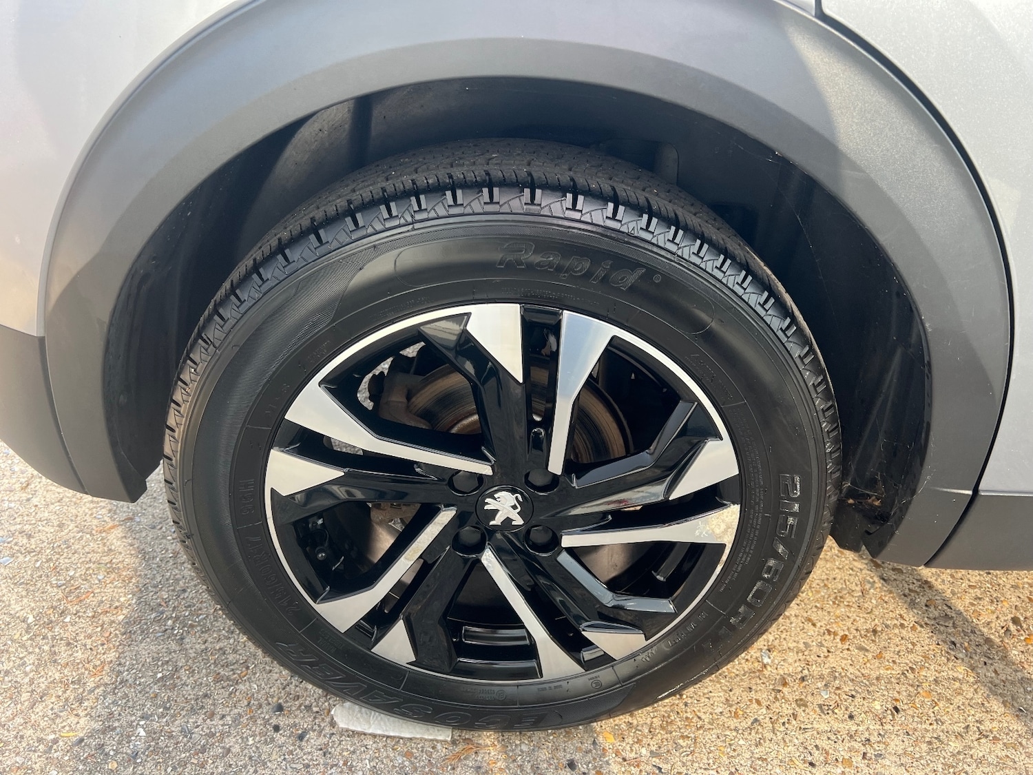 Used Peugeot 2008 2021 for sale - 75534392: Photo 7