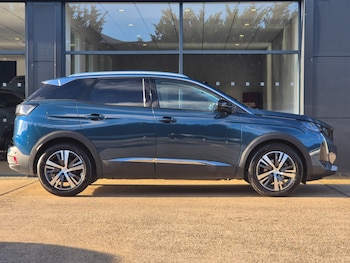 Used Peugeot 3008 2022 for sale - 77186354: Photo
