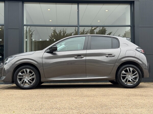 Used Peugeot 208 2022 for sale - 76176320: Photo 11