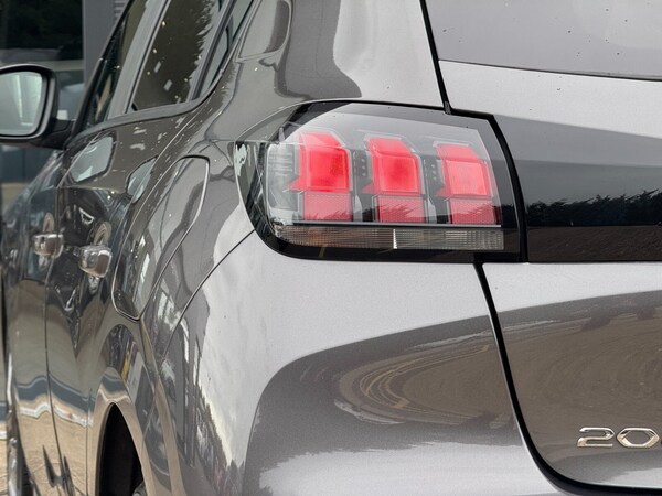 Used Peugeot 208 2022 for sale - 76176320: Photo 13