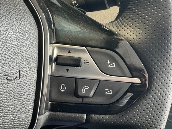 Used Peugeot 408 for sale - 75409807: Photo 25