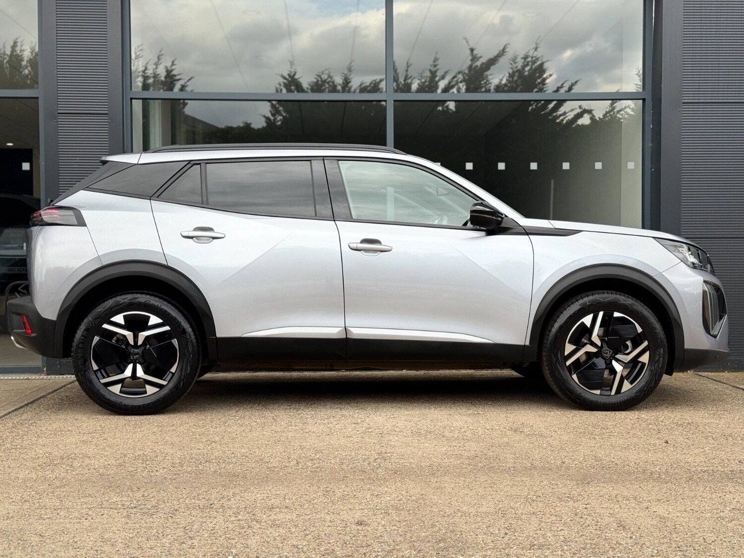 Used Peugeot 2008 2024 for sale - 75929993: Photo 20