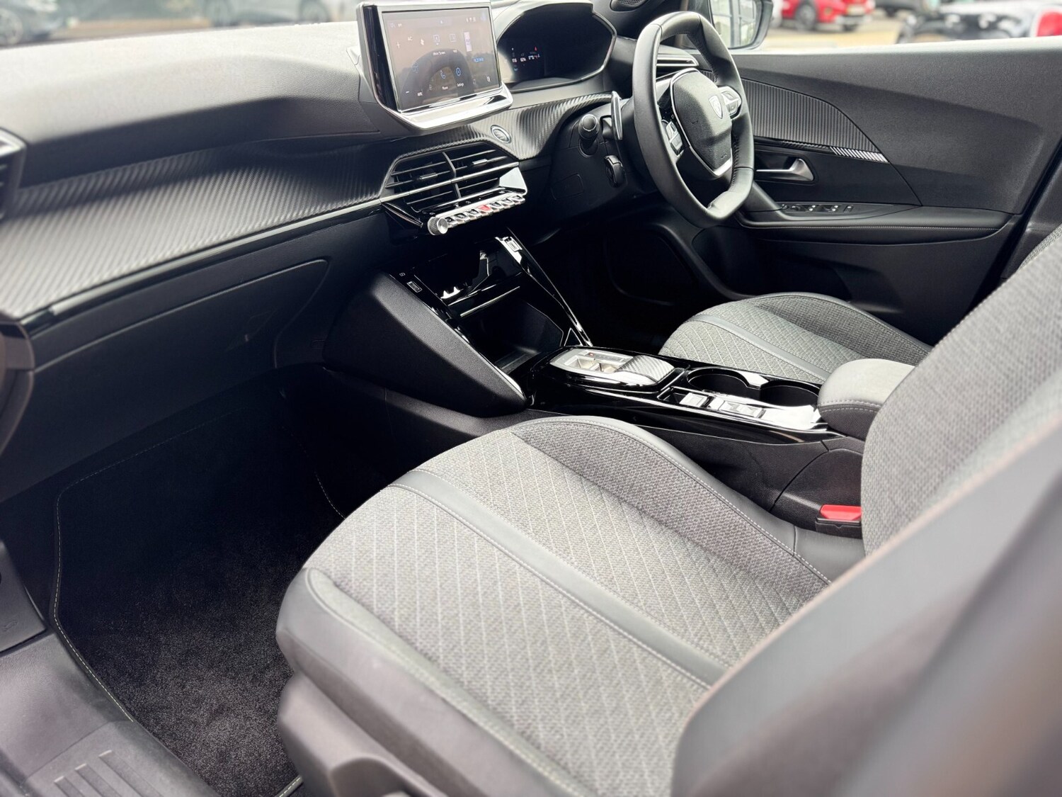 Used Peugeot 2008 2024 for sale - 75929993: Photo 24