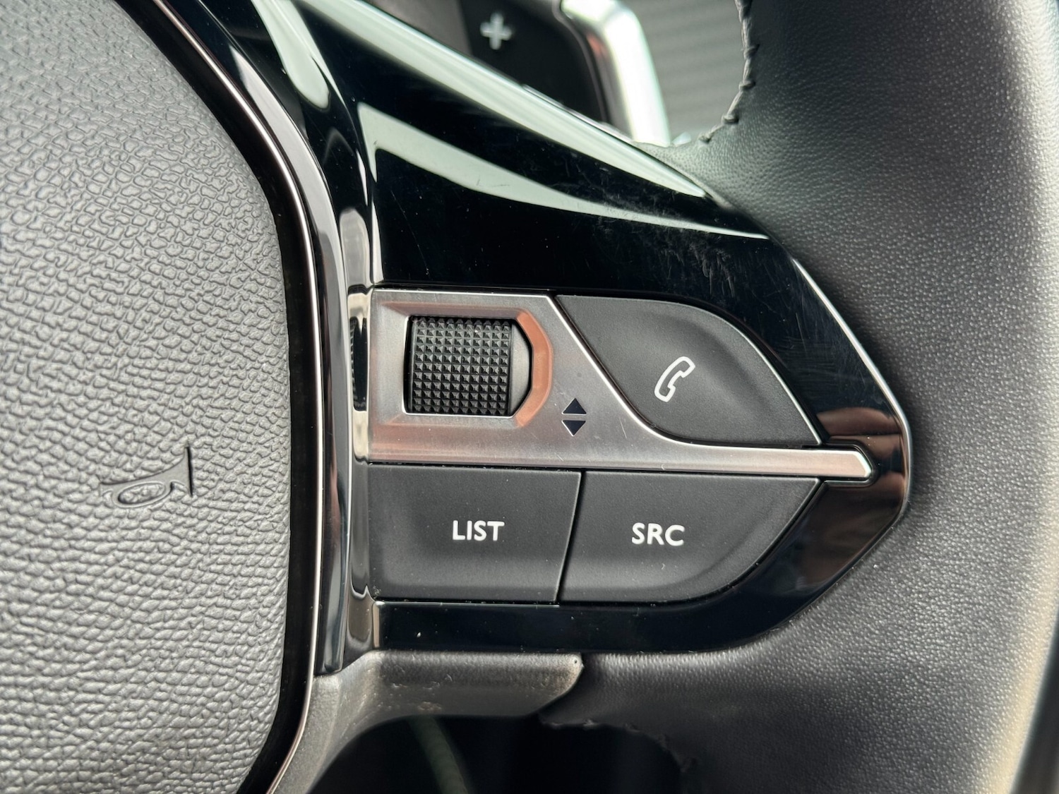 Used Peugeot 2008 2024 for sale - 75929993: Photo 31