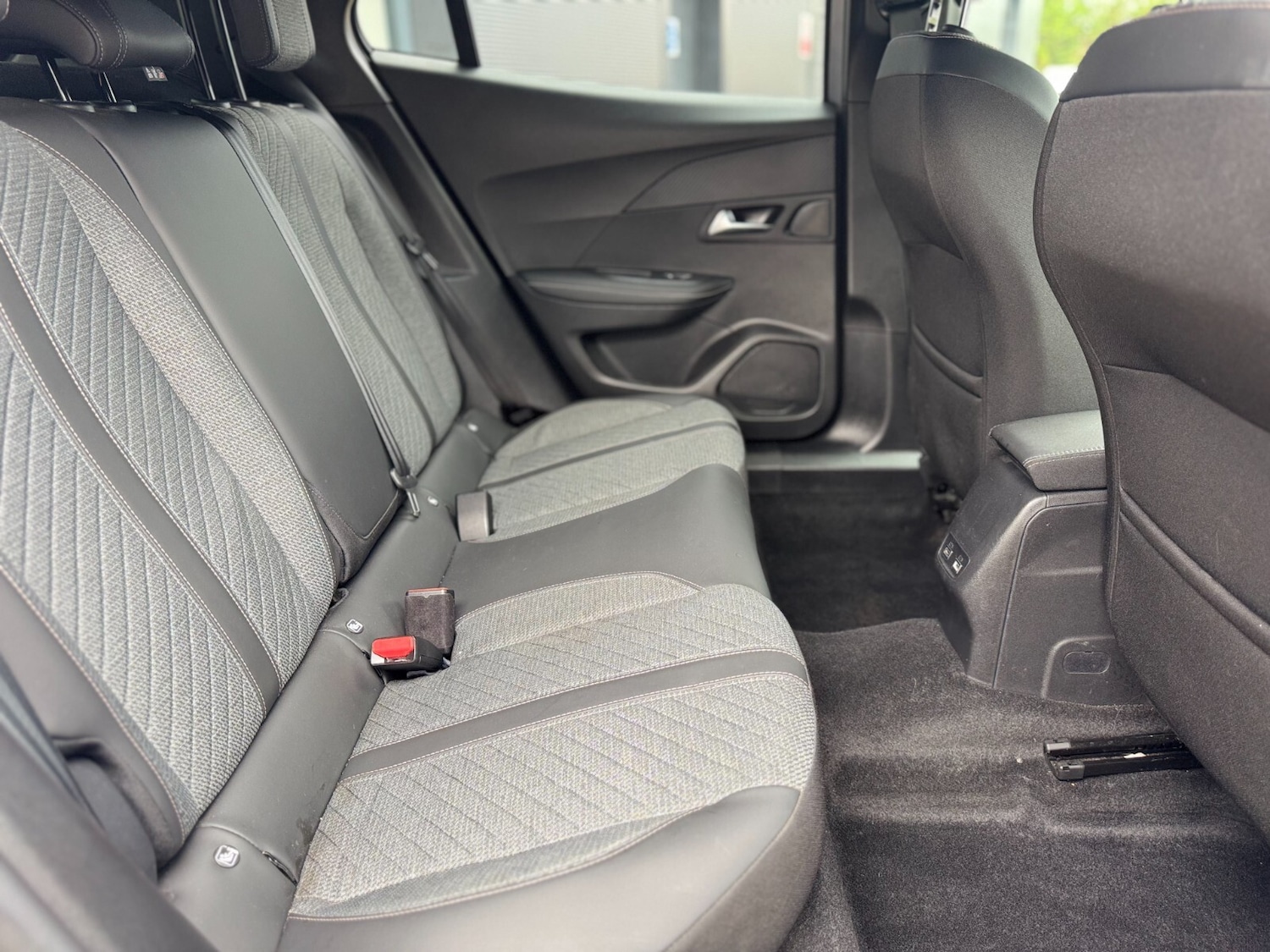 Used Peugeot 2008 2024 for sale - 75929993: Photo 34