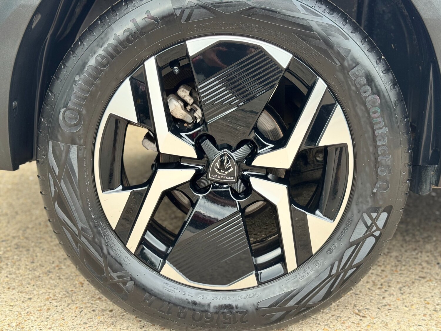 Used Peugeot 2008 2024 for sale - 75929993: Photo 38