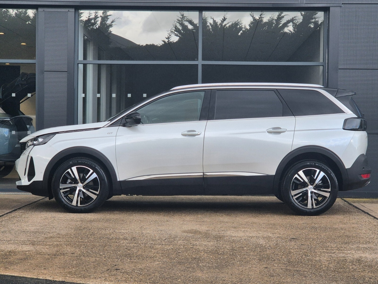 Used Peugeot 5008 2024 for sale - 76552526: Photo 18