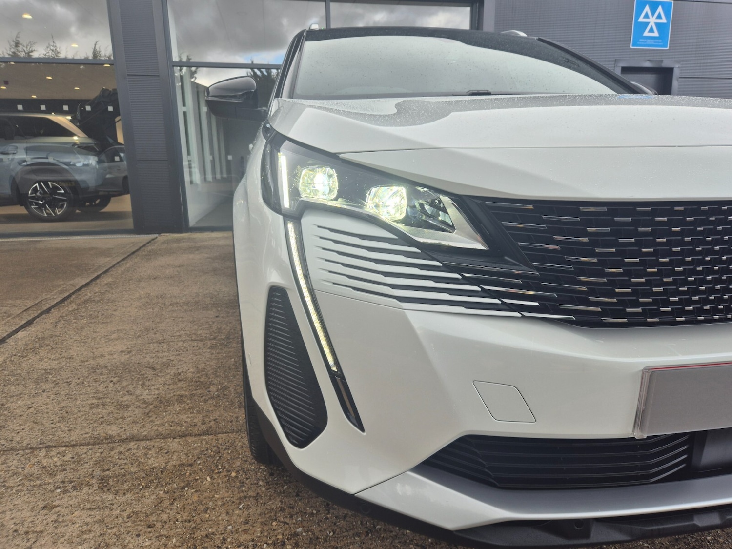 Used Peugeot 5008 2024 for sale - 76552526: Photo 24