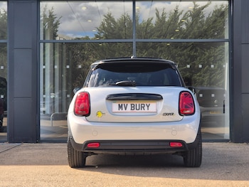Used MINI Hatch 2021 for sale - 76079417: Photo