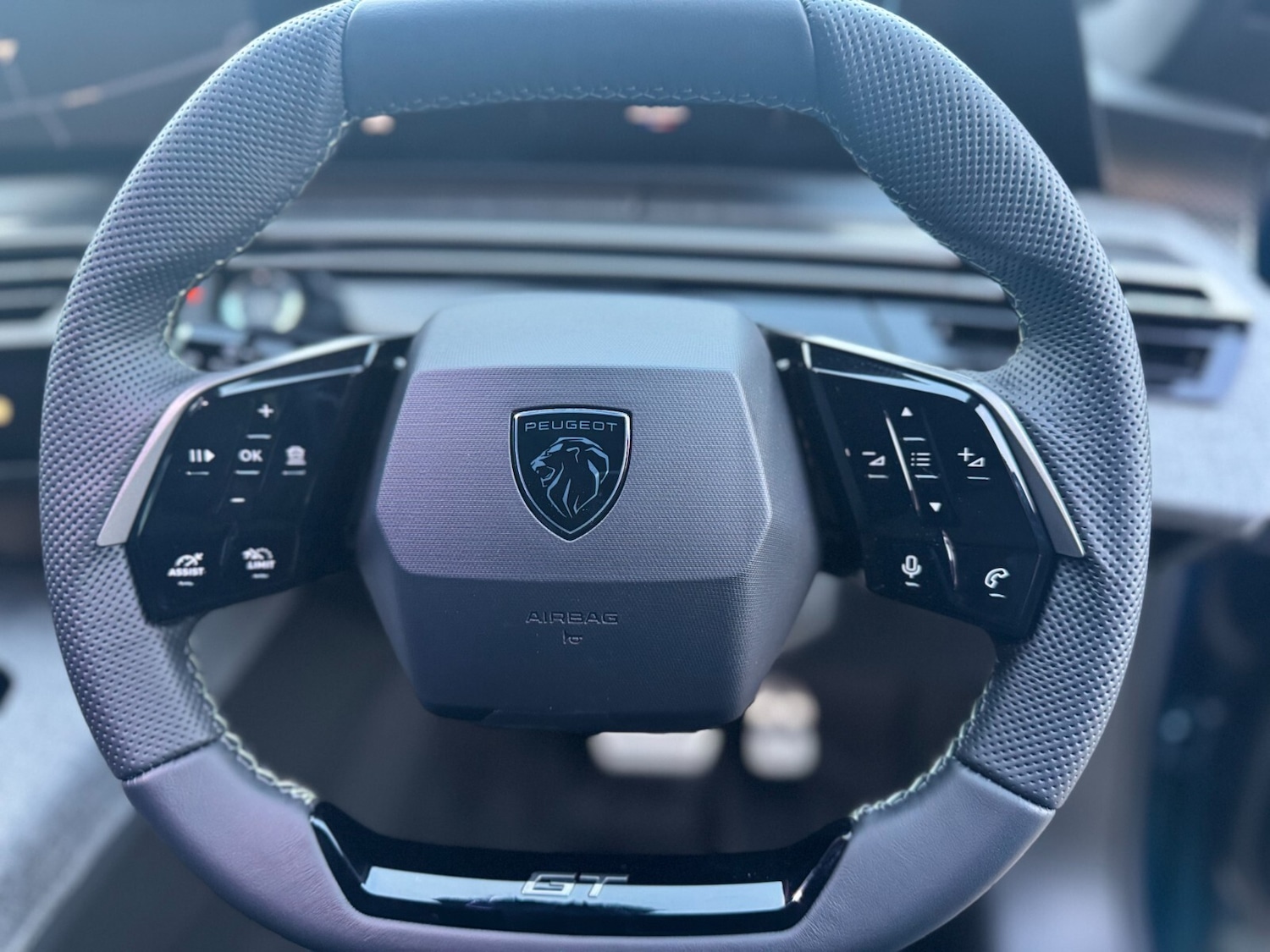 Used Peugeot E-3008 for sale - 76696498: Photo 26