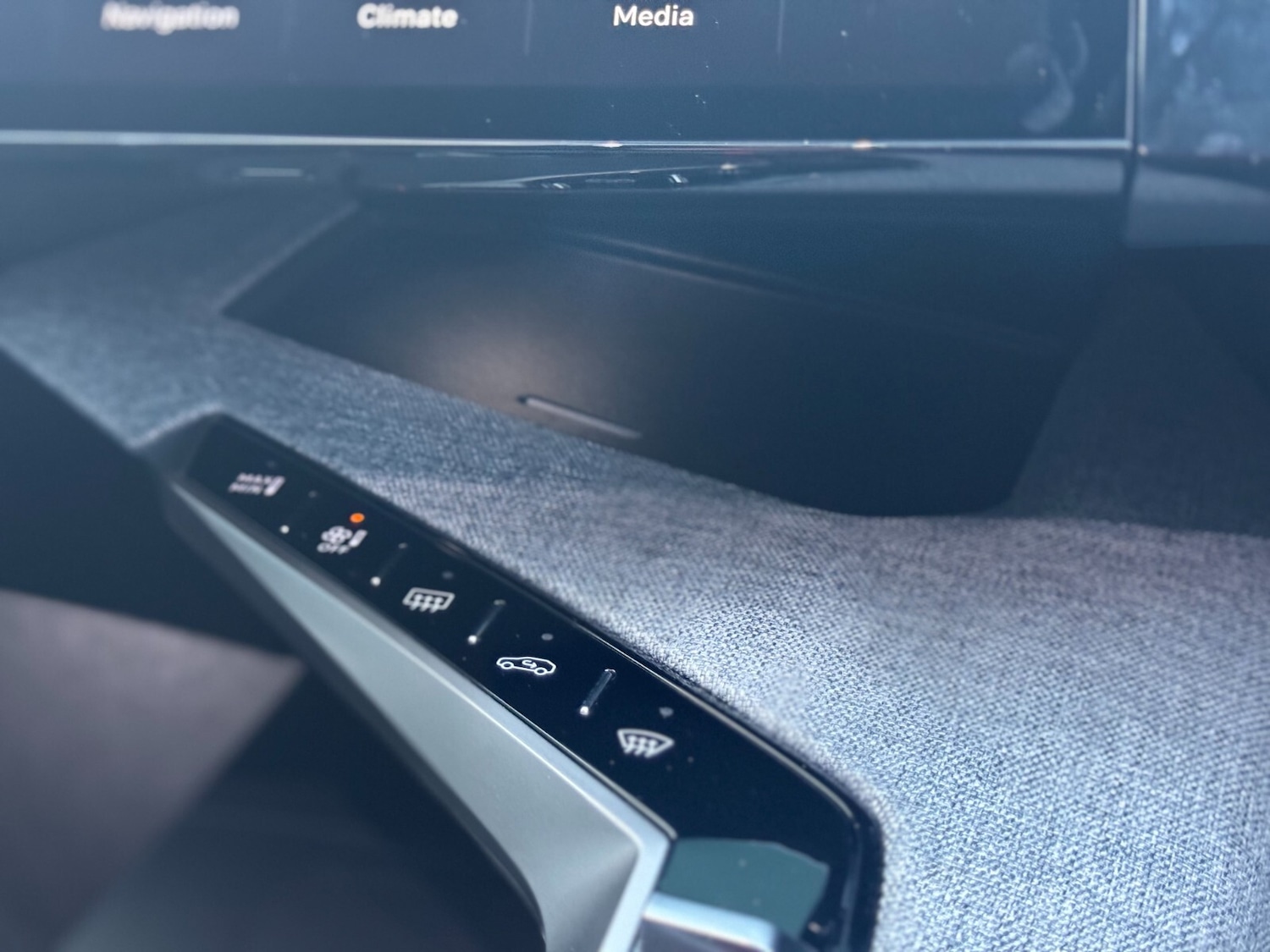 Used Peugeot E-3008 for sale - 76696498: Photo 34