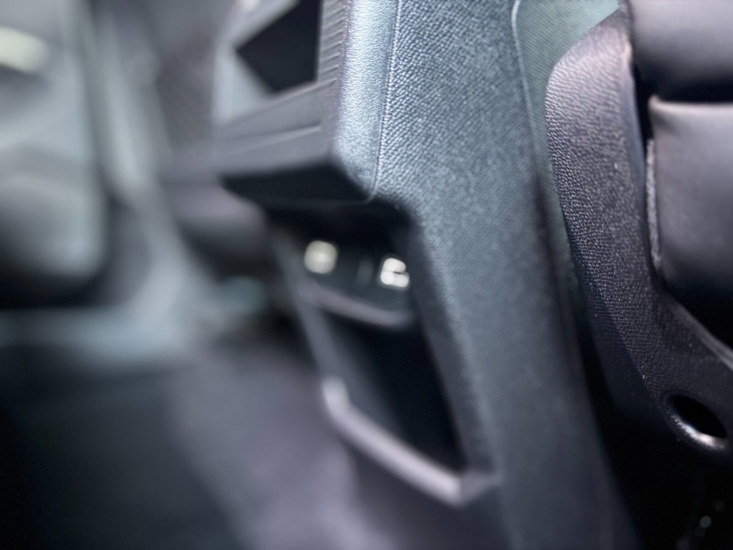 Used Peugeot E-3008 for sale - 76696498: Photo 38