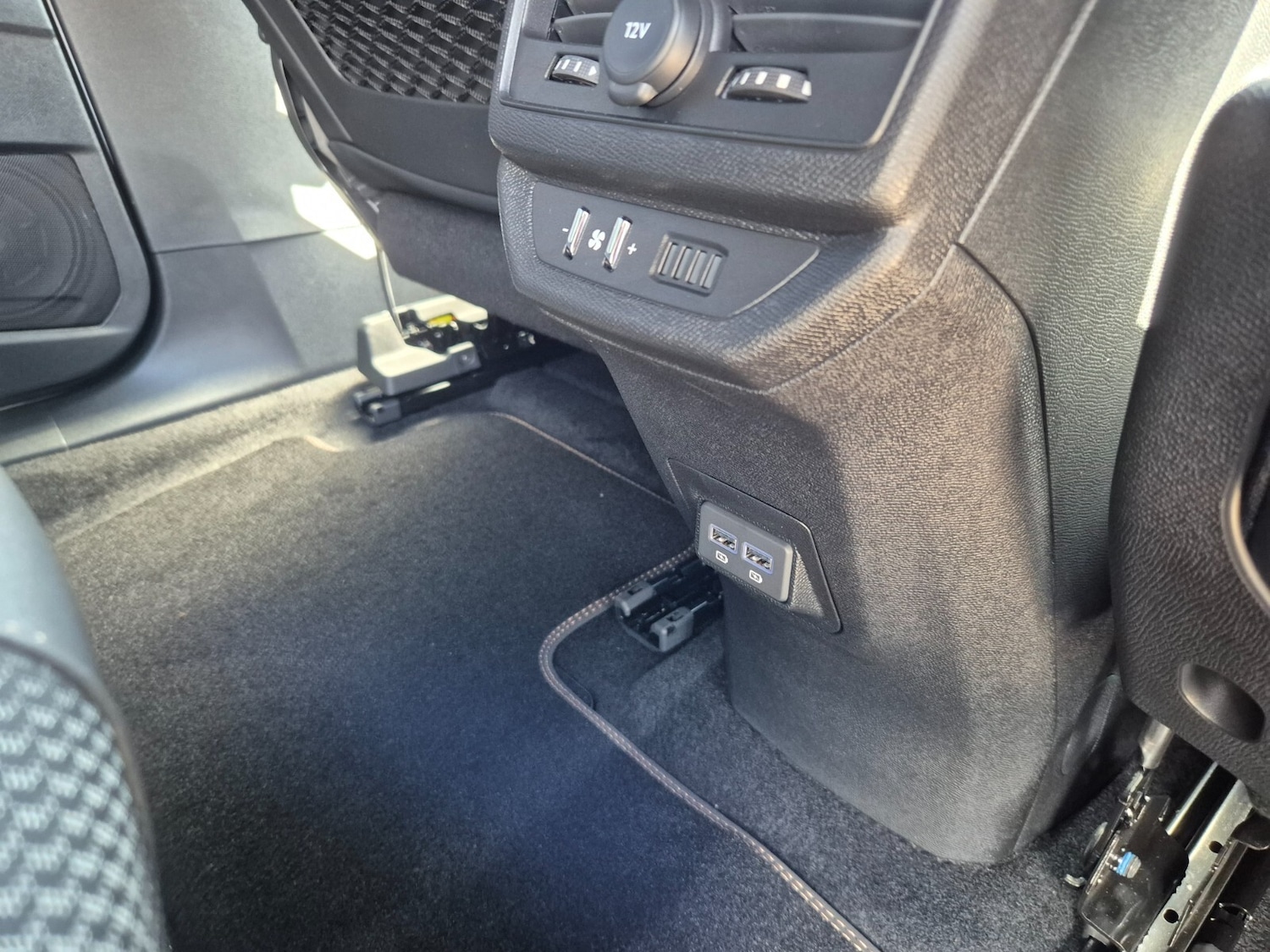 Vehicle 28