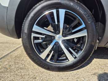 Used Peugeot 5008 2024 for sale - 75409678: Photo