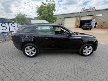 Used Land Rover Range Rover Velar 2018 for sale - 79082937: Photo