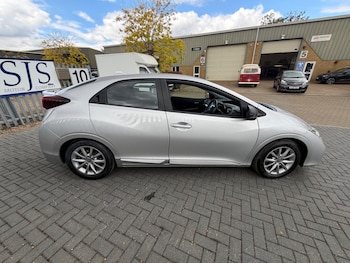 Used Honda Civic 2015 for sale - 79082913: Photo