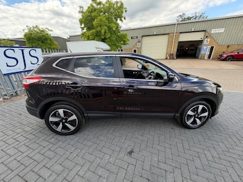 Used Nissan Qashqai 2015 for sale - 79082933: Photo