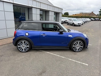 Used MINI Hatch 2019 for sale - 79279049: Photo