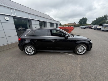 Used Audi A3 2017 for sale - 79201603: Photo
