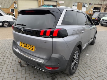 Used Peugeot 5008 2019 for sale - 79192172: Photo