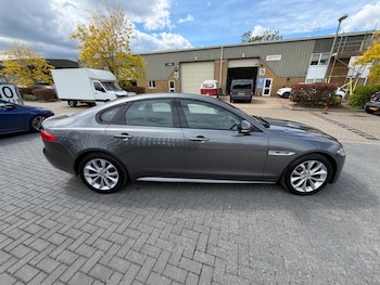 Used Jaguar XF 2017 for sale - 79082904: Photo