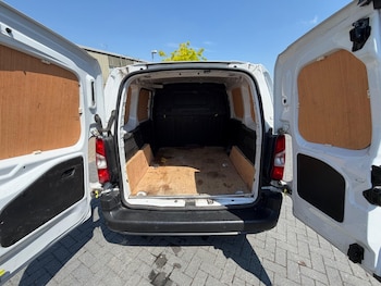 Used Citroen Berlingo 2023 for sale - 79082934: Photo