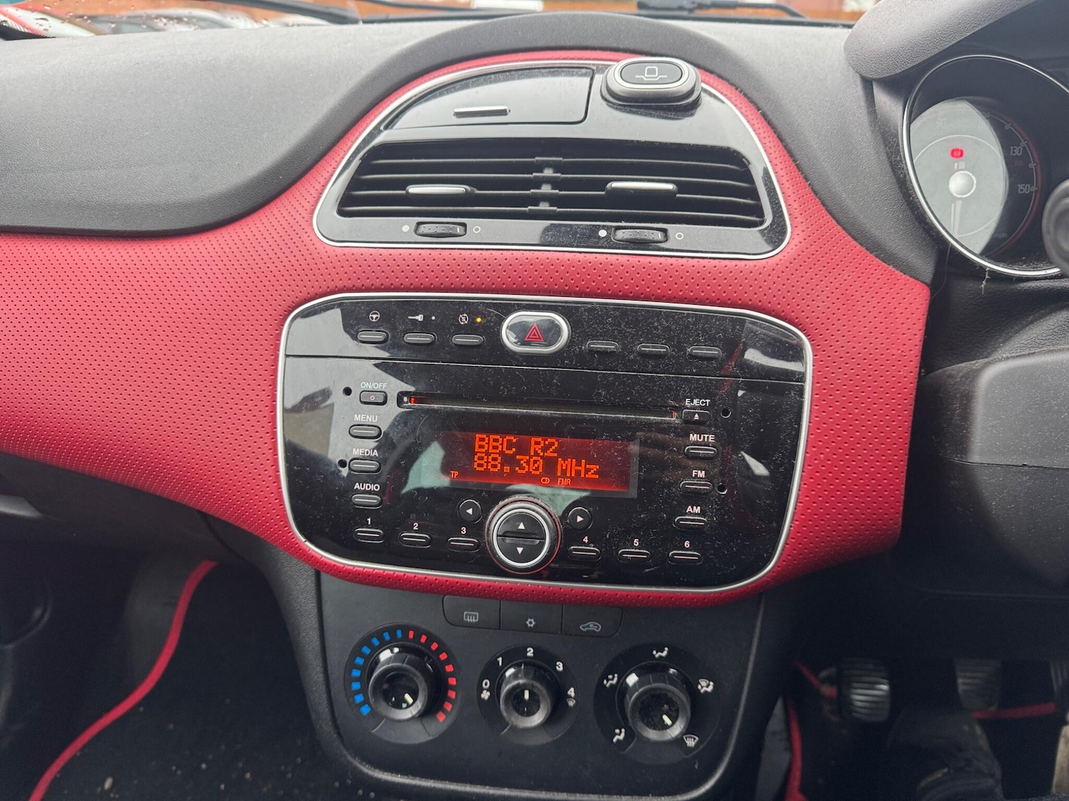 Used Fiat Punto Evo 2010 for sale - 77242788: Photo 8