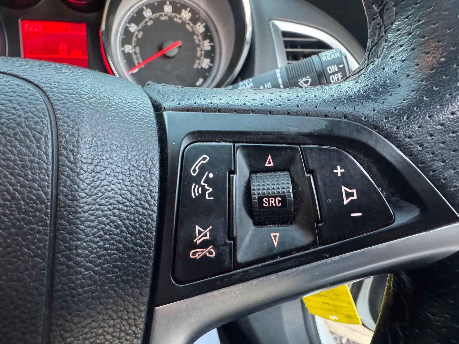 Used Vauxhall Astra GTC 2014 for sale - 77940669: Photo 15