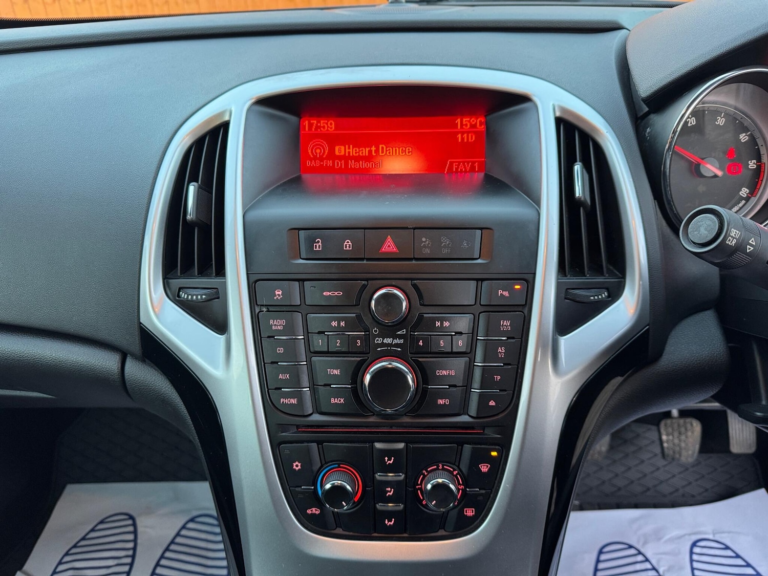 Used Vauxhall Astra GTC 2014 for sale - 77940669: Photo 18