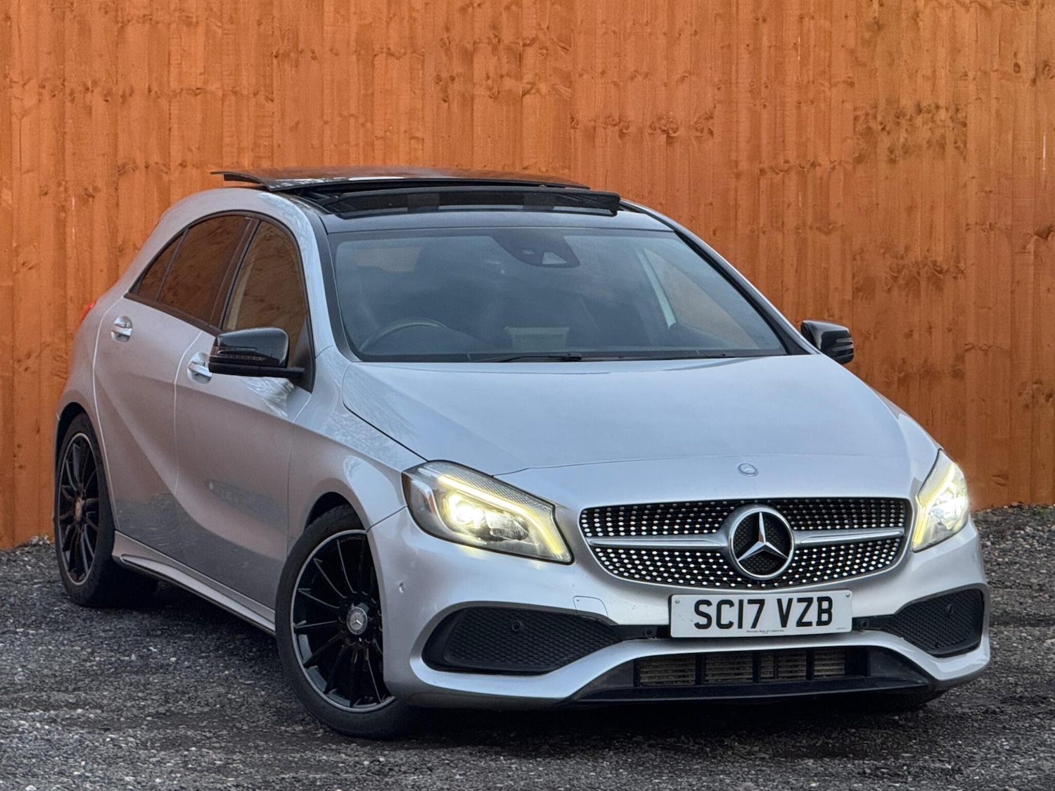 Used Mercedes-Benz A-Class 2017 for sale - 76898261: Photo 1