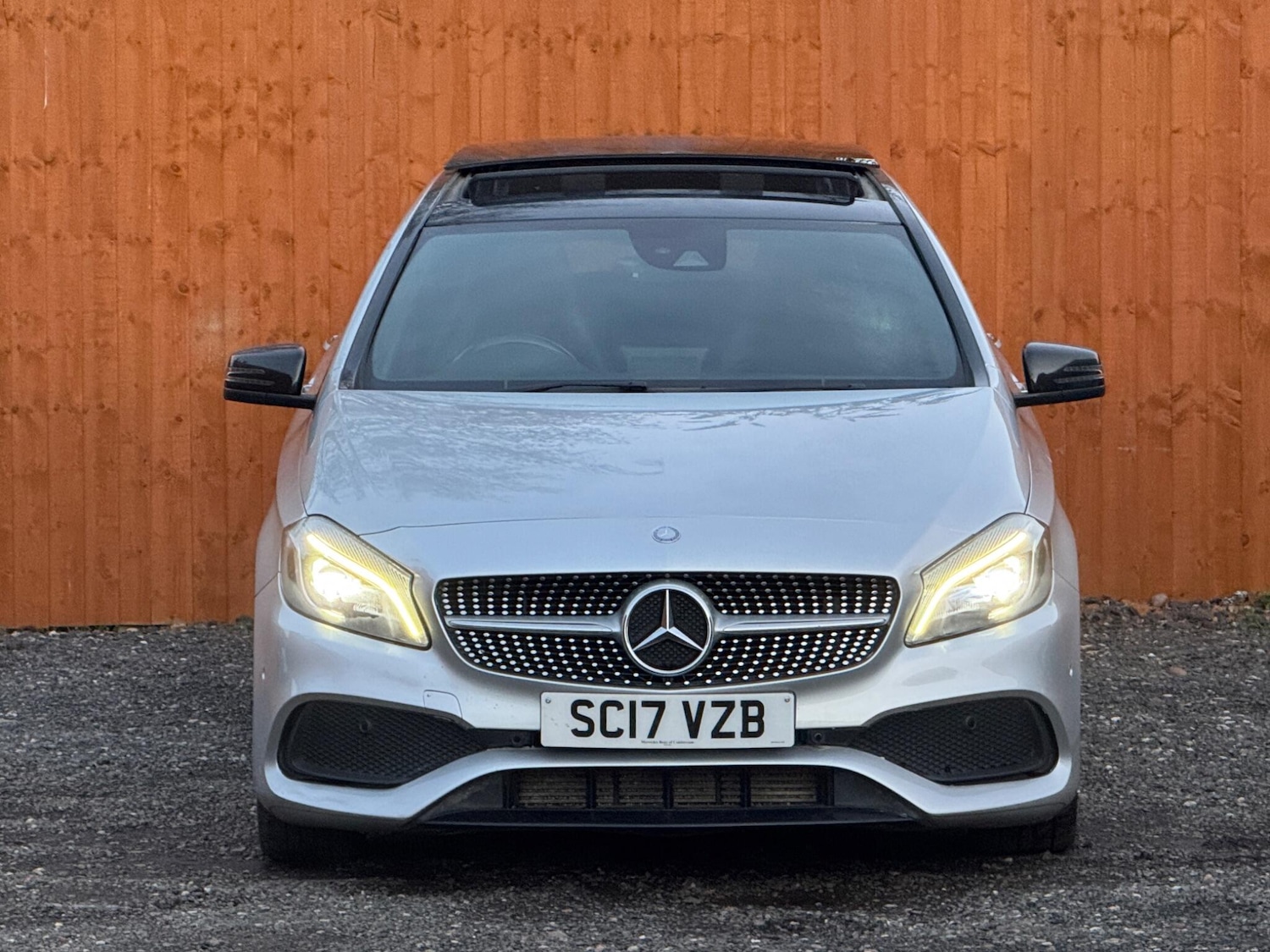 Used Mercedes-Benz A-Class 2017 for sale - 76898261: Photo 4