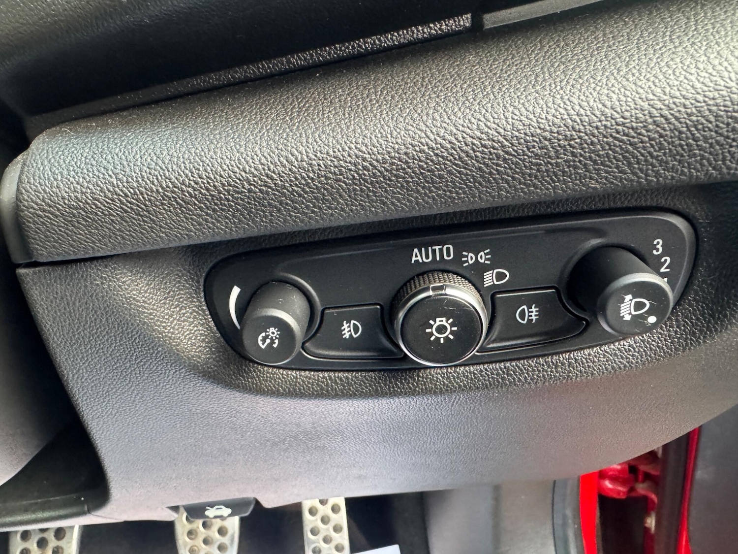 Used Vauxhall Insignia 2017 for sale - 76888375: Photo 28