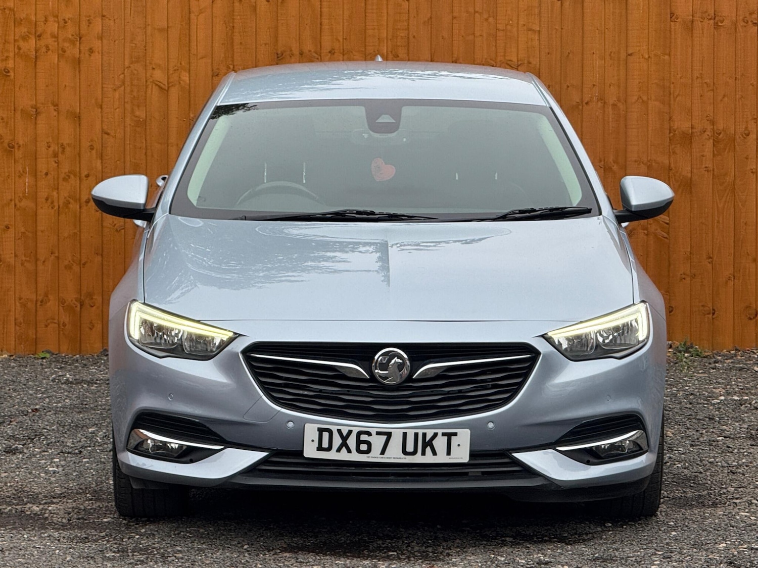 Used Vauxhall Insignia 2017 for sale - 76936387: Photo 5