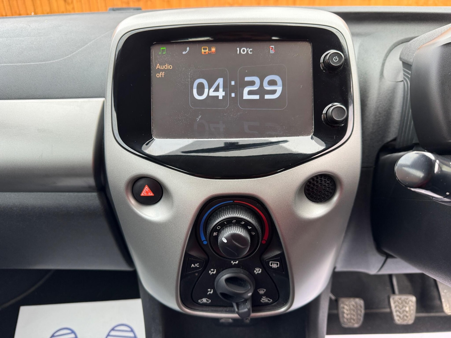 Used Peugeot 108 2016 for sale - 77738050: Photo 15