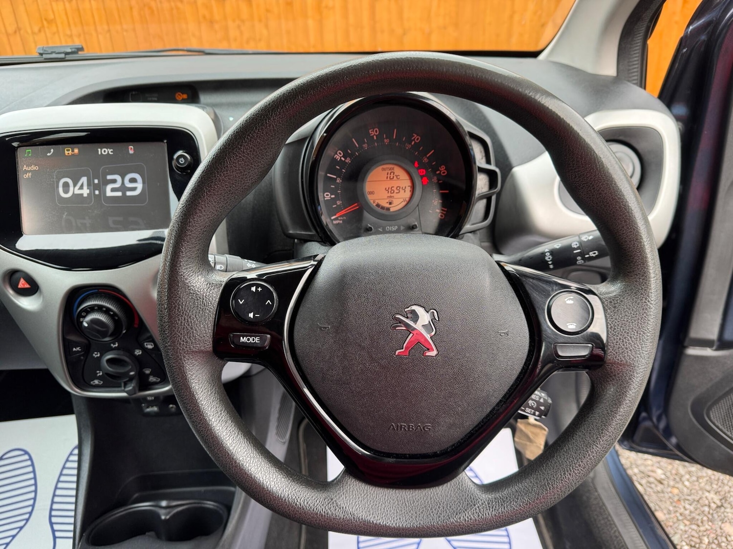 Used Peugeot 108 2016 for sale - 77738050: Photo 18