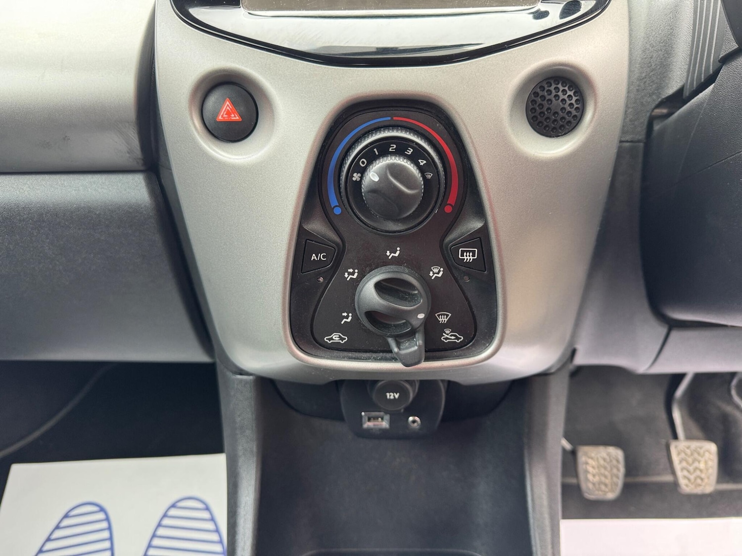 Used Peugeot 108 2016 for sale - 77738050: Photo 19