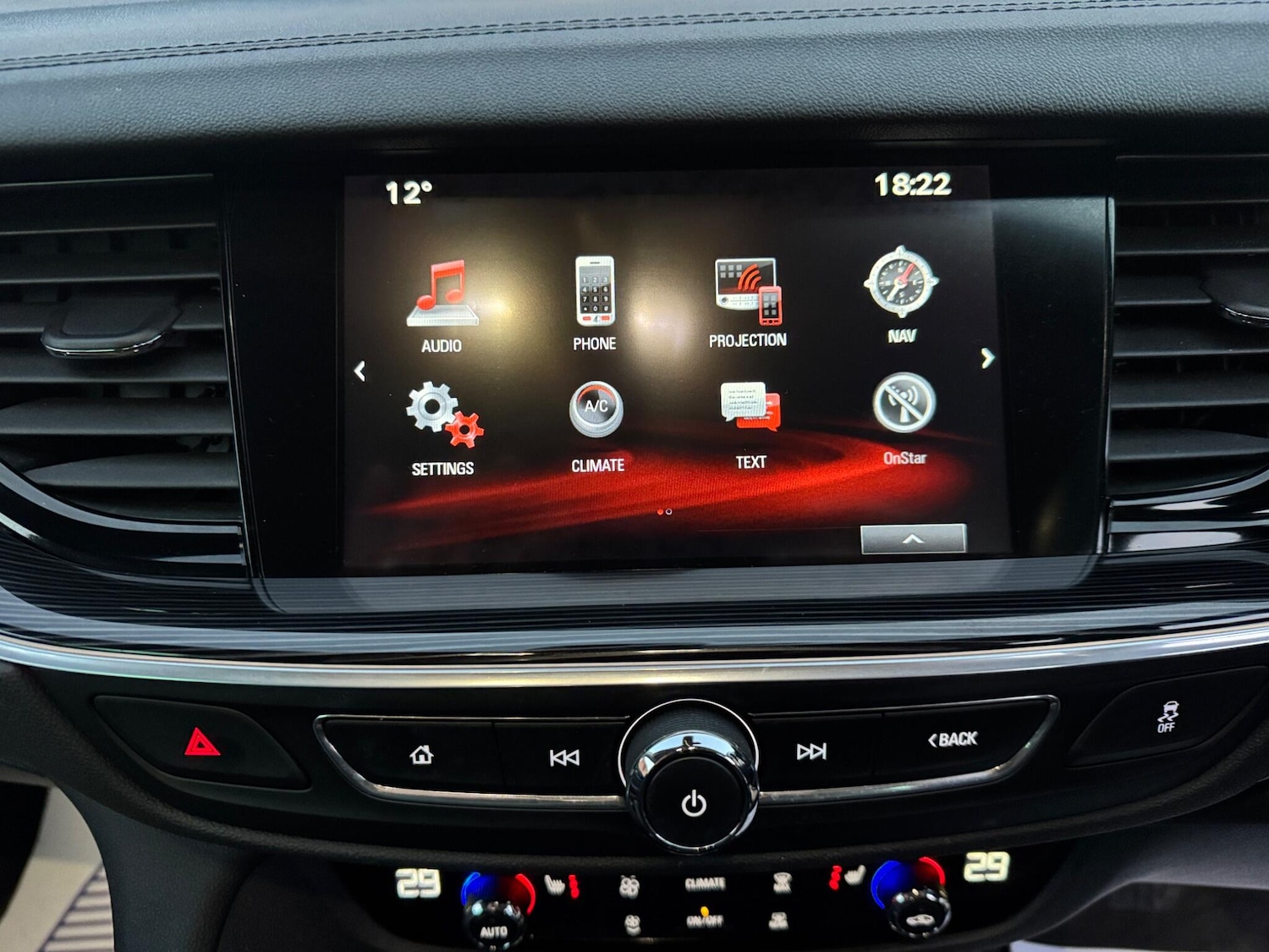 Used Vauxhall Insignia 2018 for sale - 77925241: Photo 20