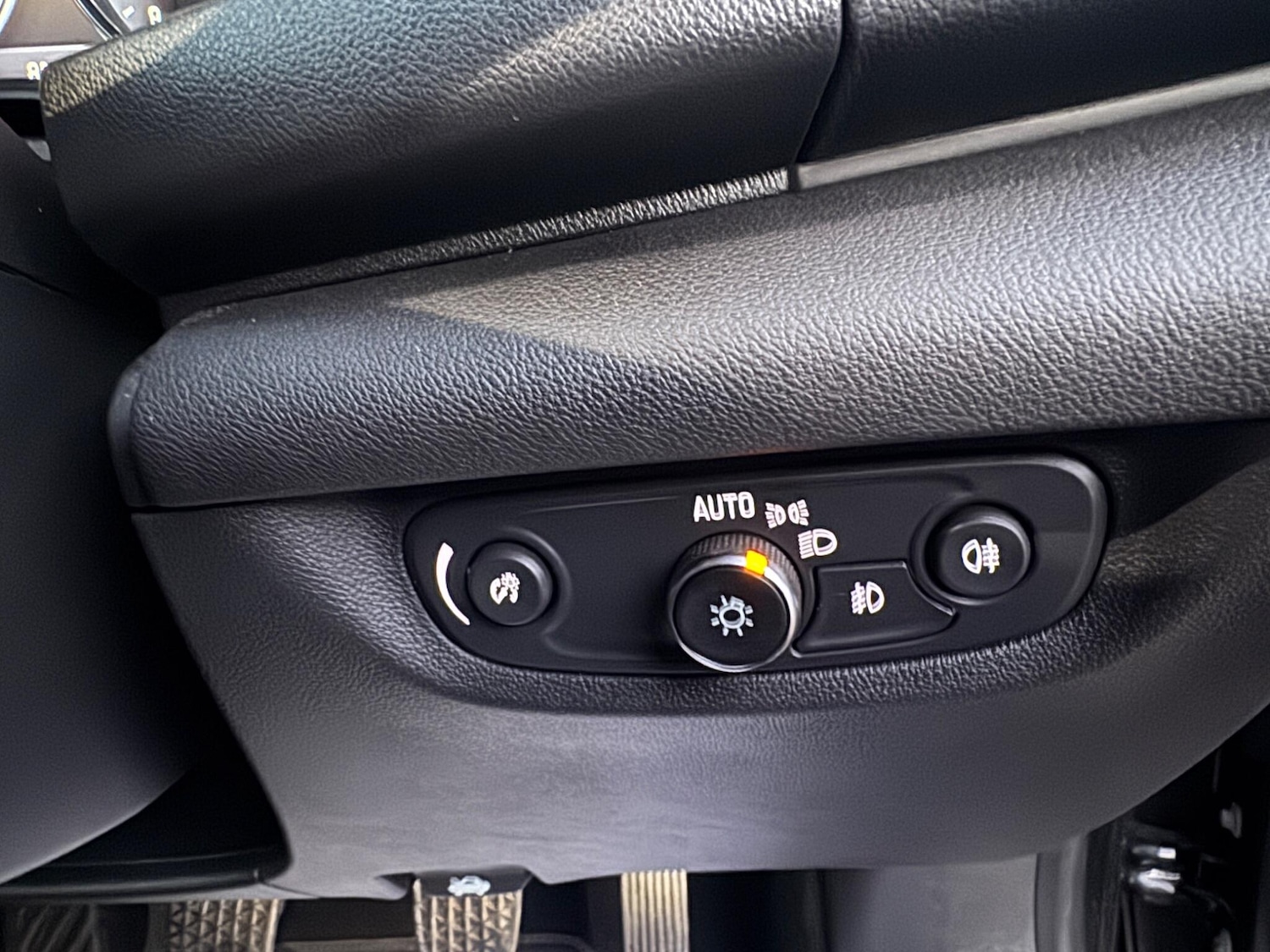 Used Vauxhall Insignia 2018 for sale - 77925241: Photo 27