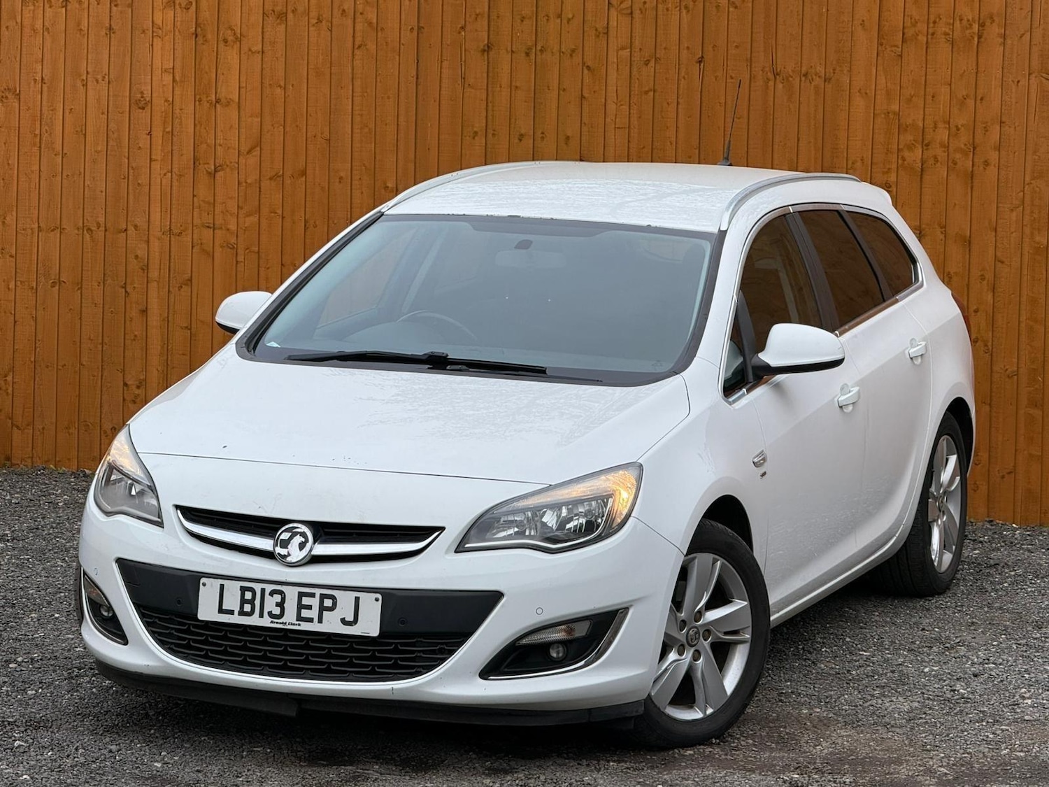 Used Vauxhall Astra 2013 for sale - 77898658: Photo 4