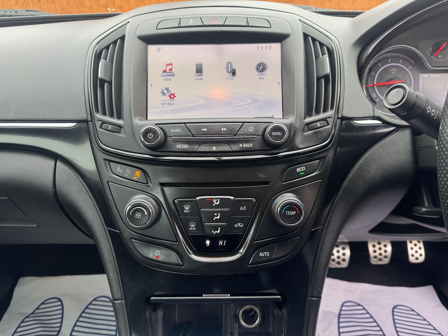 Used Vauxhall Insignia 2014 for sale - 77598046: Photo 15