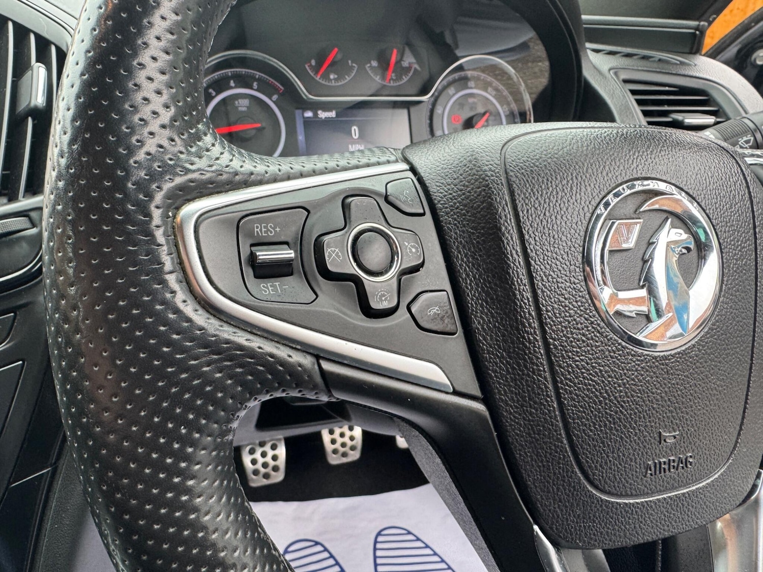 Used Vauxhall Insignia 2014 for sale - 77598046: Photo 18